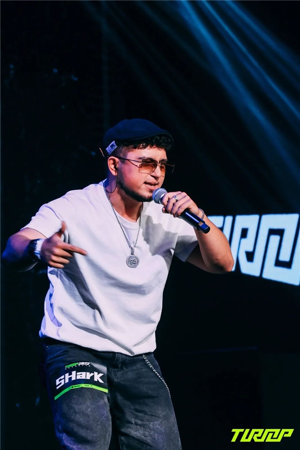 芝加哥公牛训练开放日，今晚防线松动引欢呼，国王杯在即，临场指挥获称赞-开云APP